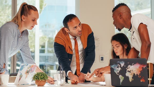 Transformez votre visibilité avec une agence marketing digital 360