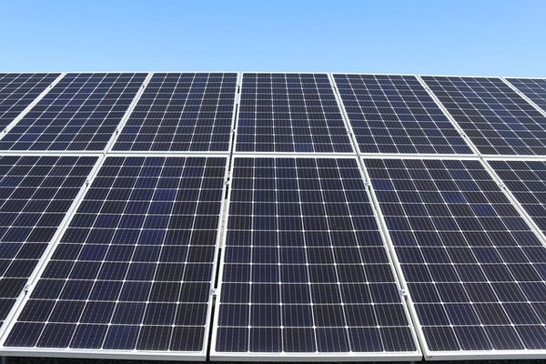 Panneau solaire photovoltaïque : boostez vos économies d'énergie