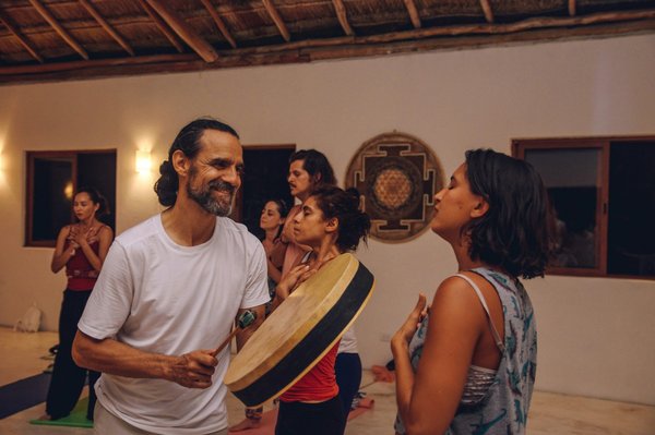 Services d'ethnothérapie et chamanisme : votre guide complet