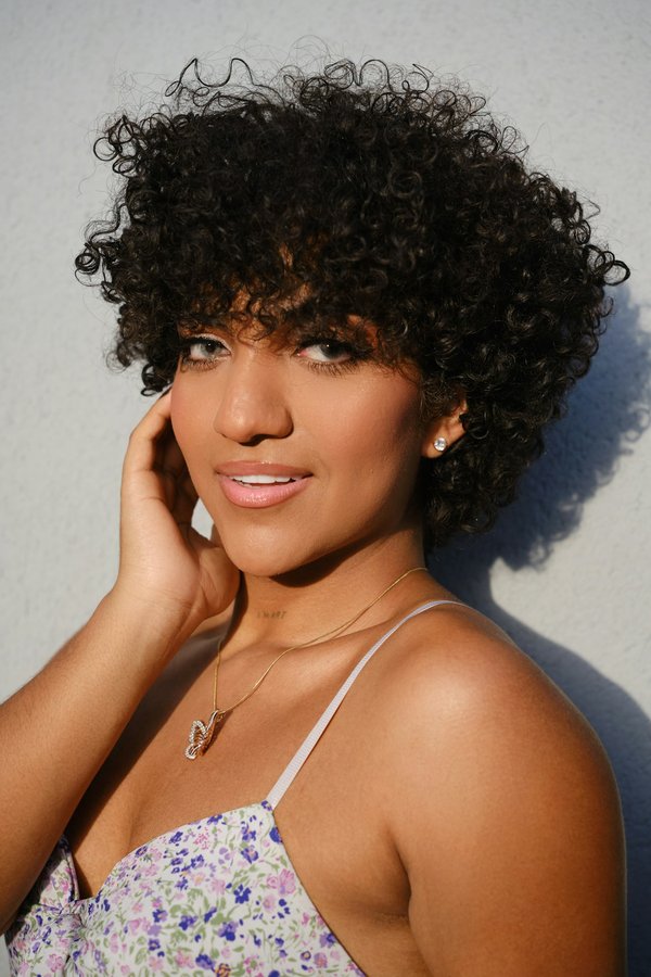 Rigazo : explorez l'art du travestissement masculin avec style